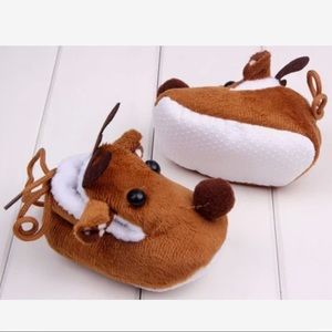 NEW WITHOUT TAG Anti-slip first walkers infant Christmas deer shoes, Size 2